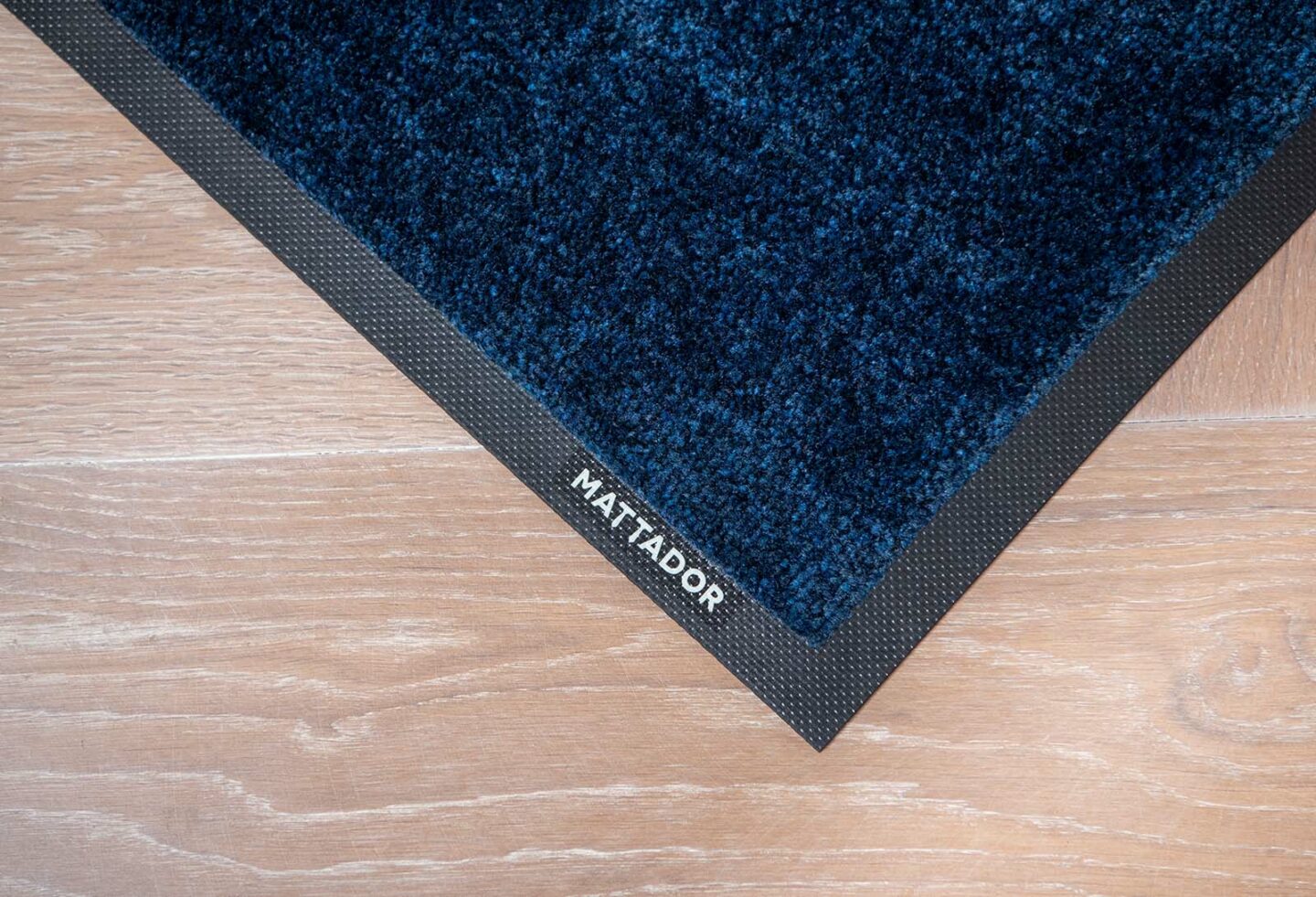 Blauwe binnenmat Mattador Mariner hoek met logo